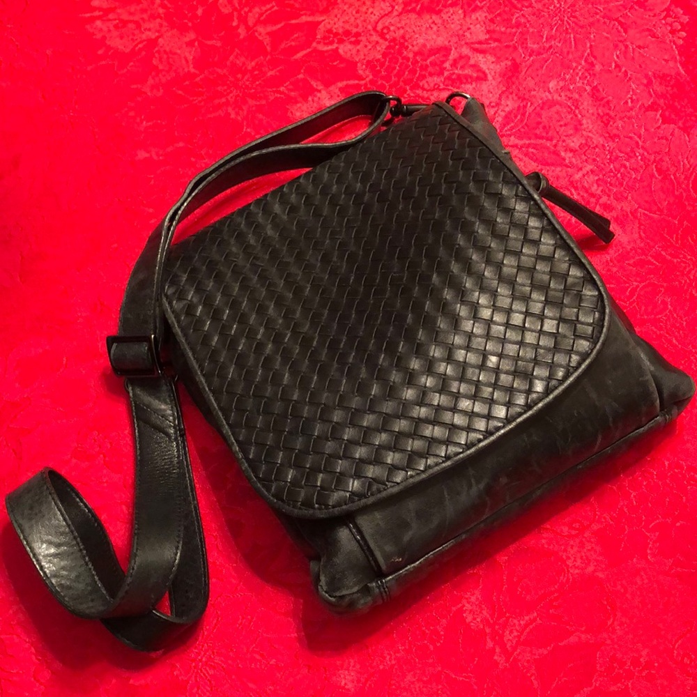 Authentic Bottega Giotti crossbody/ shoulder bag